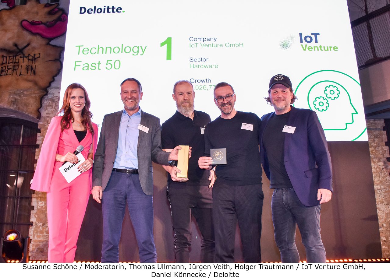 IoT Venture-Gründer und Preisverleiher